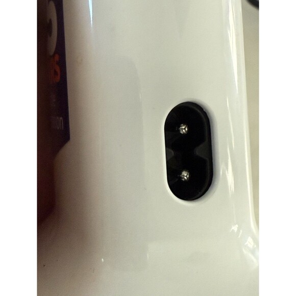 Desktop USB Power Hub w/Cord - 6X Multiple Charge Ports - - Picture 5 of 6